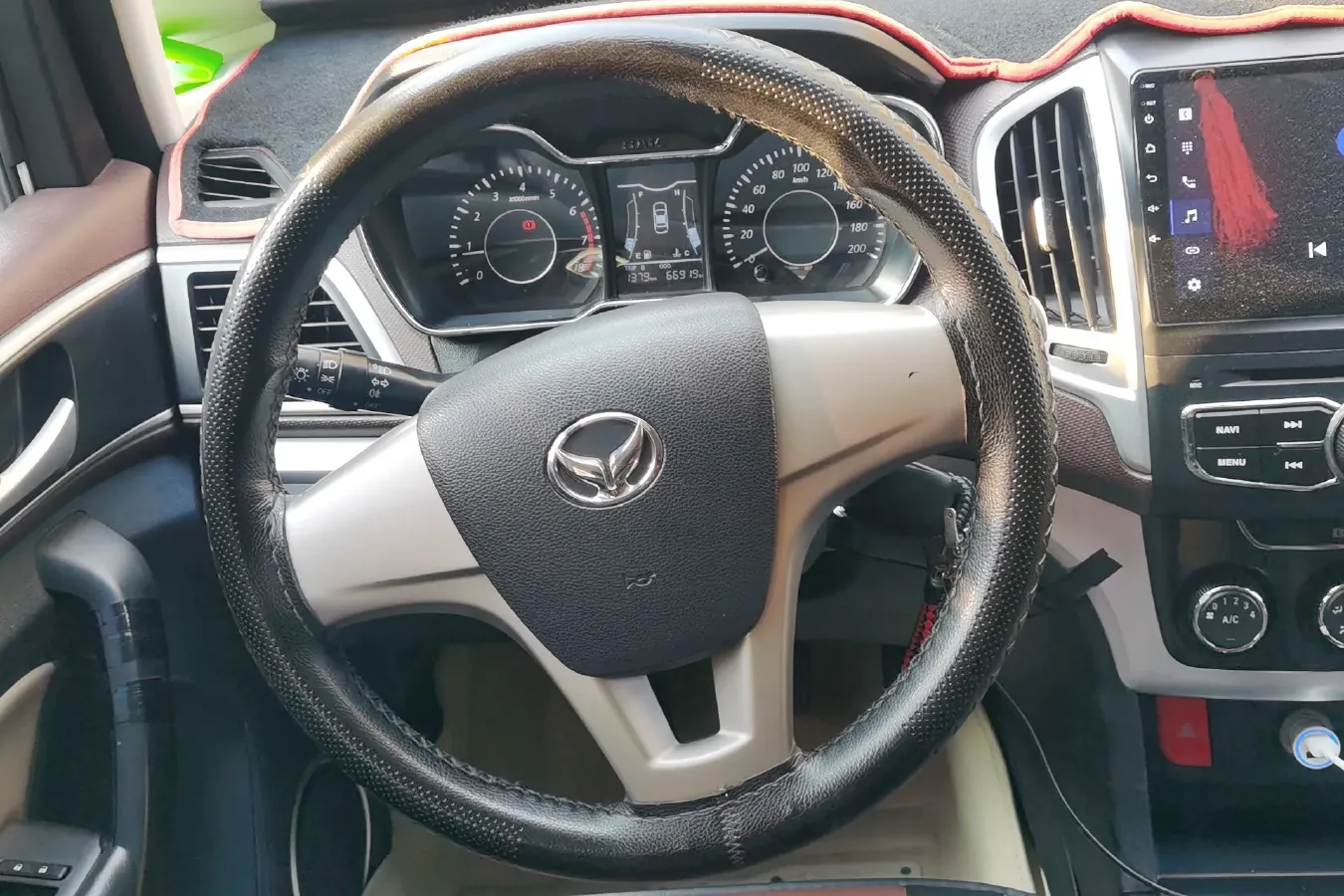 2015 BAIC Hyosow H3 1.5L 113HP L4 5MT,autocango,china used car exporter,china ev exporter,chinese used car exporter,chinese used ev exporter