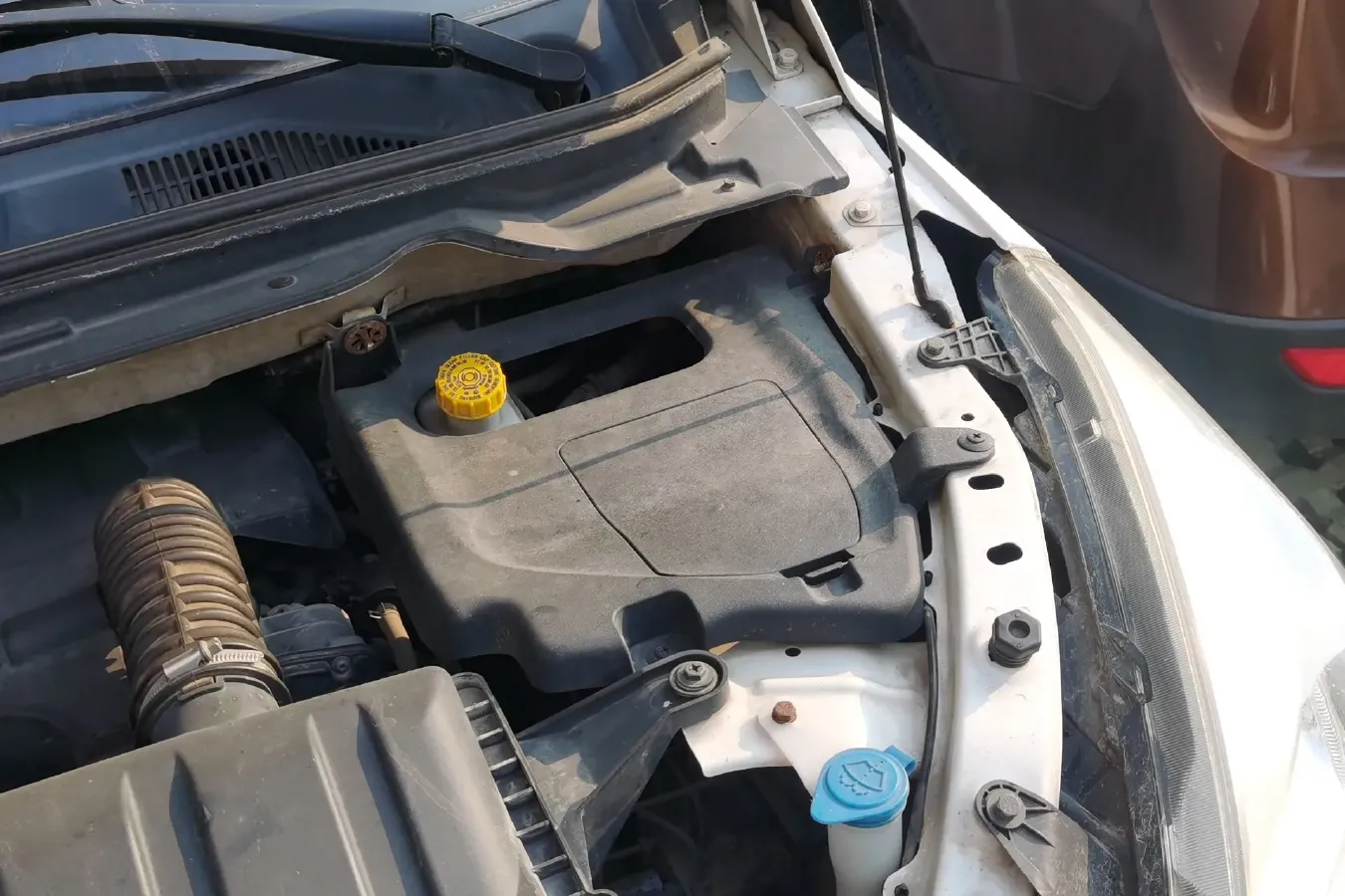 2015 BAIC Hyosow H3 1.5L 113HP L4 5MT,autocango,china used car exporter,china ev exporter,chinese used car exporter,chinese used ev exporter