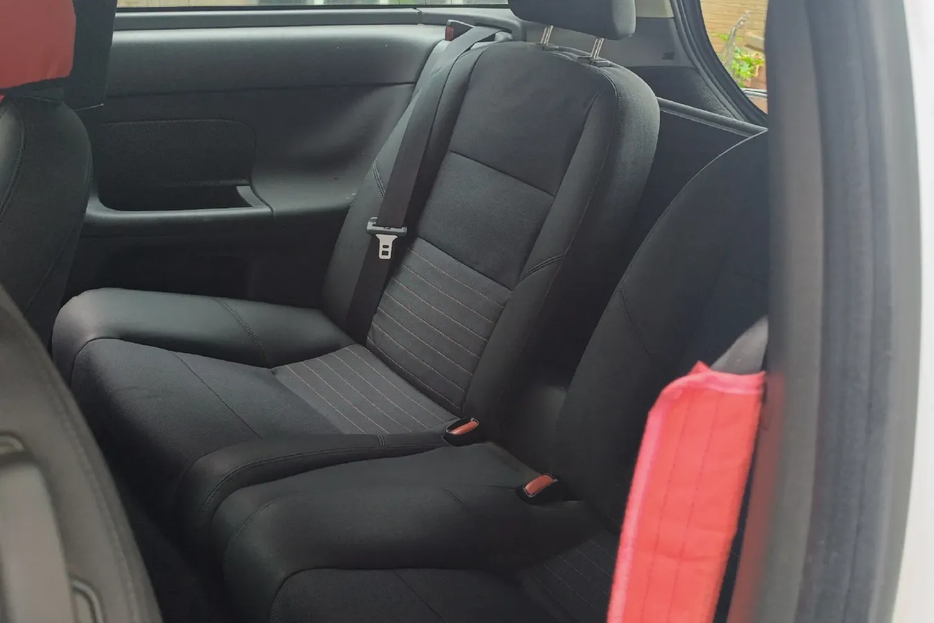 2010 Volvo C30 2.0L 145HP L4 6DCT,autocango,china used car exporter,china ev exporter,chinese used car exporter,chinese used ev exporter