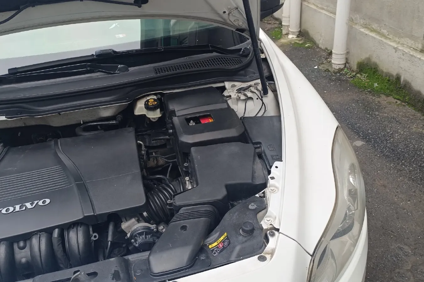 2010 Volvo C30 2.0L 145HP L4 6DCT,autocango,china used car exporter,china ev exporter,chinese used car exporter,chinese used ev exporter