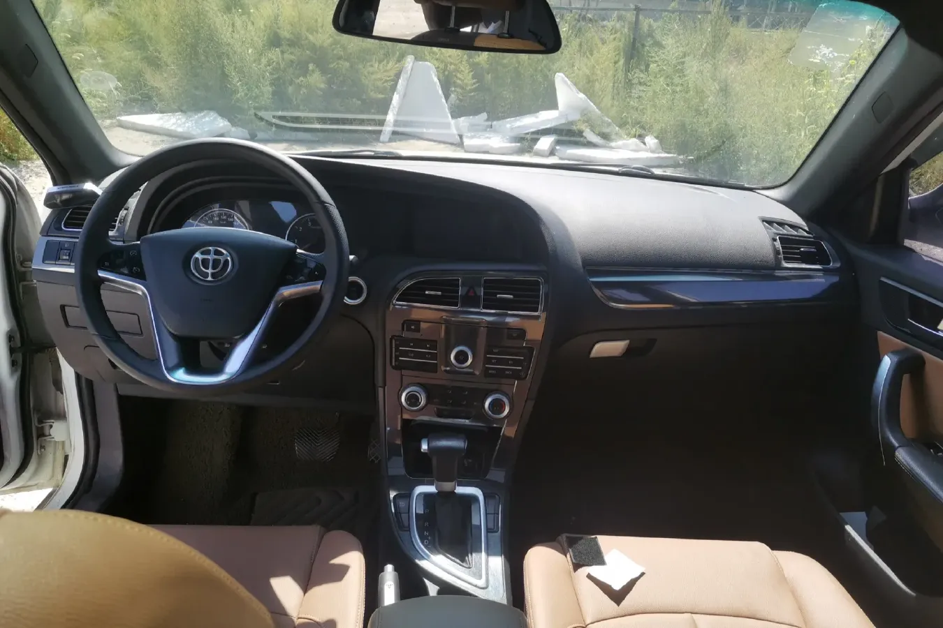 2016 Brilliance Auto V5 1.5T 150HP L4 5AT,autocango,china used car exporter,china ev exporter,chinese used car exporter,chinese used ev exporter