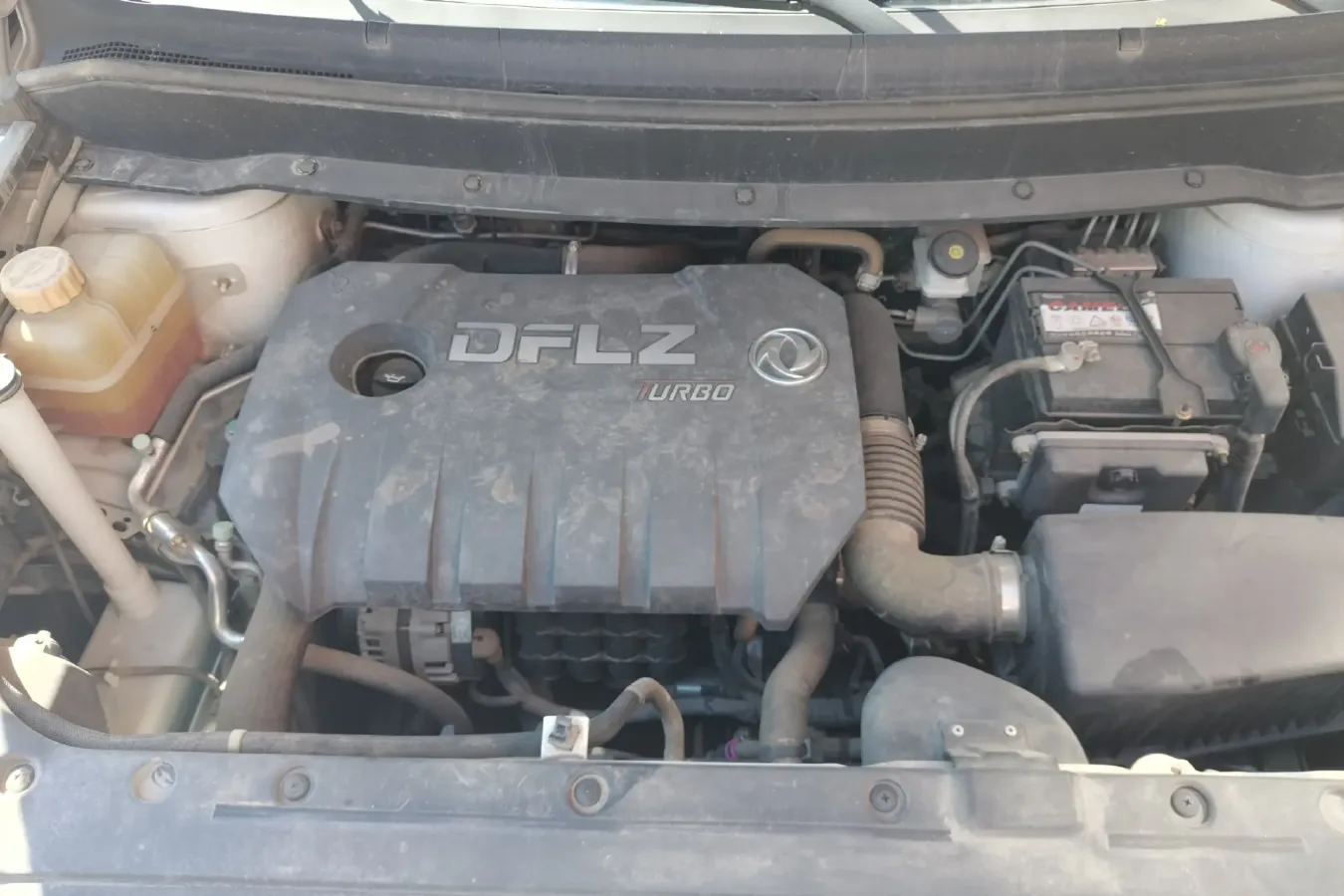 2017 DongFeng Forthing Joyear X6 1.5T 150HP L4 6MT,autocango,china used car exporter,china ev exporter,chinese used car exporter,chinese used ev exporter