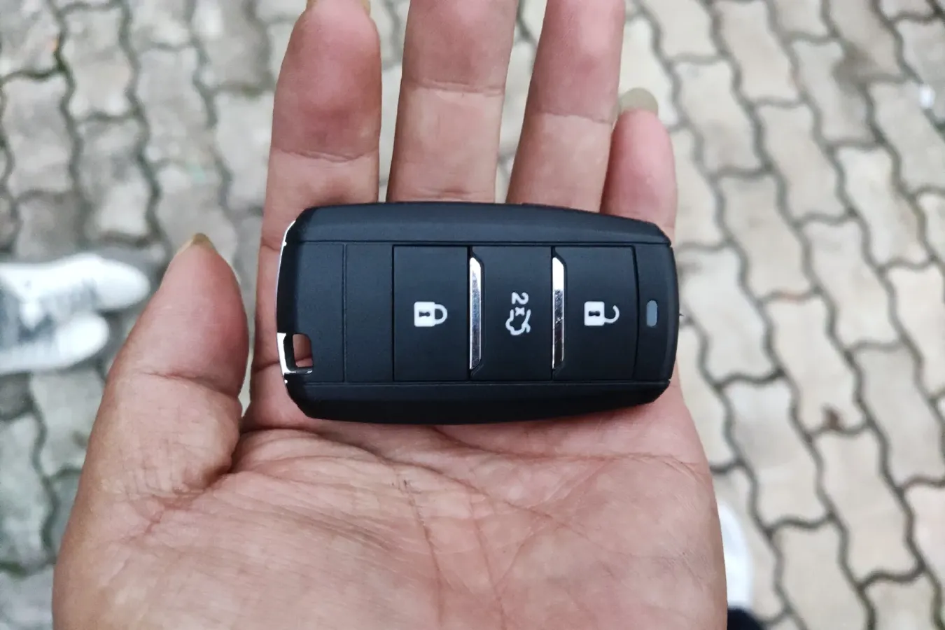 2017 ChangAn Oshan A800 1.6L 125HP L4 5MT,autocango,china used car exporter,china ev exporter,chinese used car exporter,chinese used ev exporter