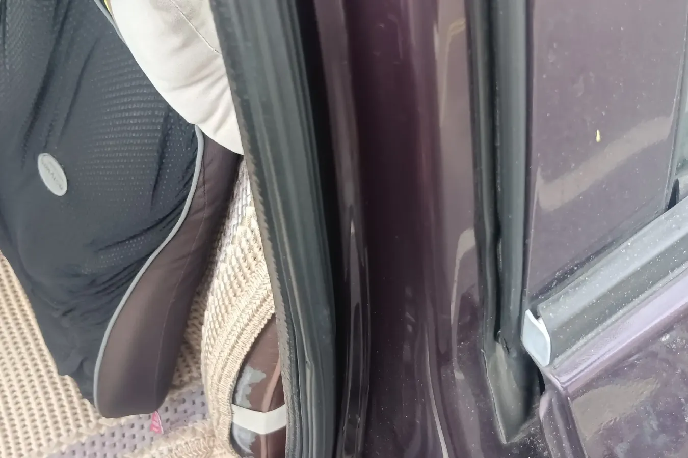 2010 Youngman Lotus L3 1.6L 111HP L4 5MT,autocango,china used car exporter,china ev exporter,chinese used car exporter,chinese used ev exporter