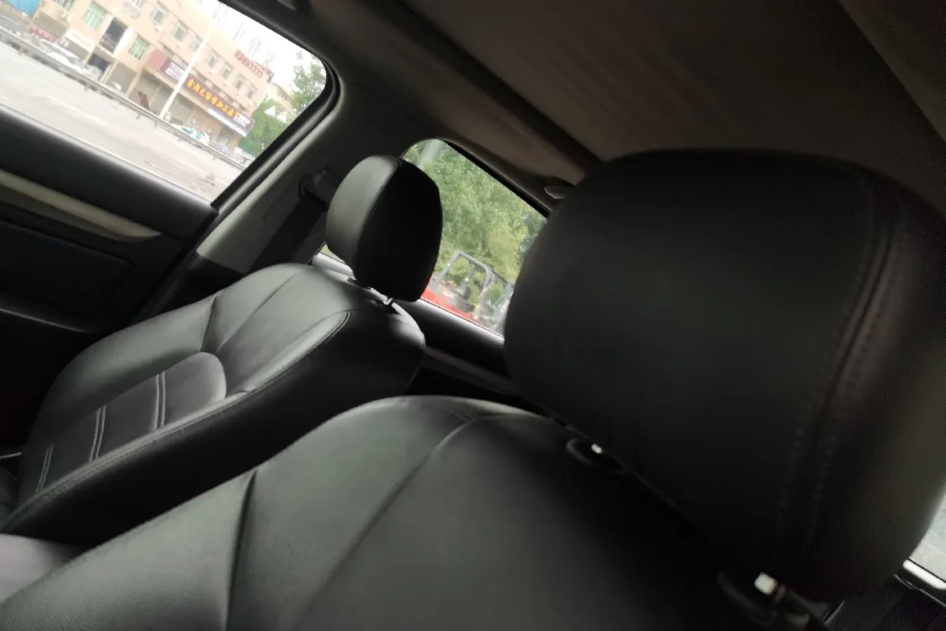 2015 BeiJing Auto Senova X65 2.0T 177HP L4 5MT,autocango,china used car exporter,china ev exporter,chinese used car exporter,chinese used ev exporter