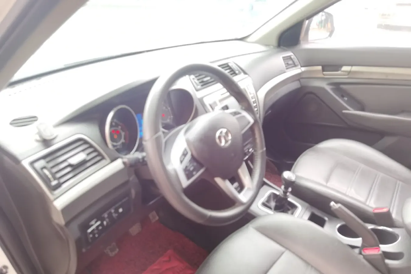 2015 BeiJing Auto Senova X65 2.0T 177HP L4 5MT,autocango,china used car exporter,china ev exporter,chinese used car exporter,chinese used ev exporter