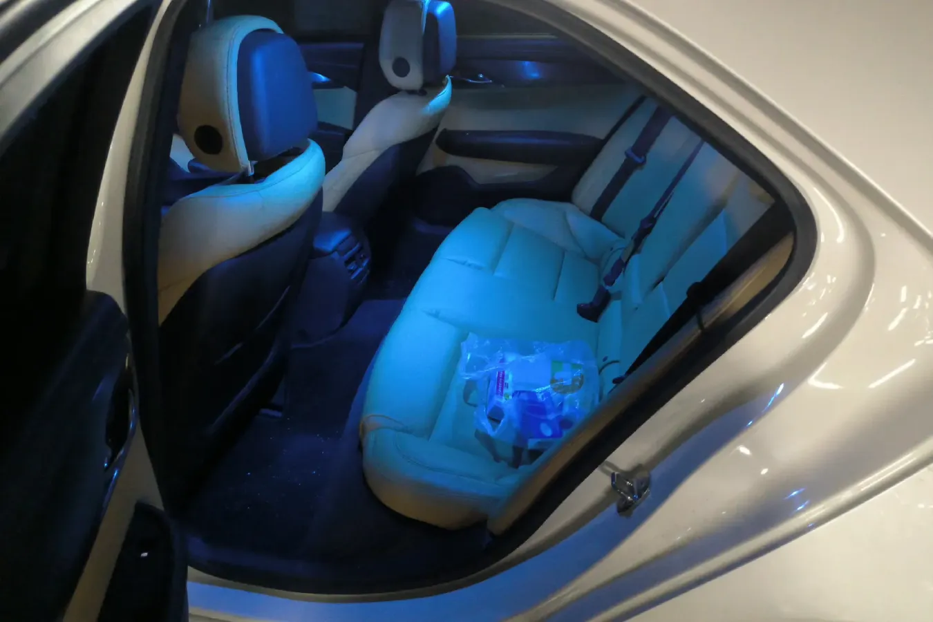 2014 Cadillac ATS 2.0T 276HP L4 6AT,autocango,china used car exporter,china ev exporter,chinese used car exporter,chinese used ev exporter