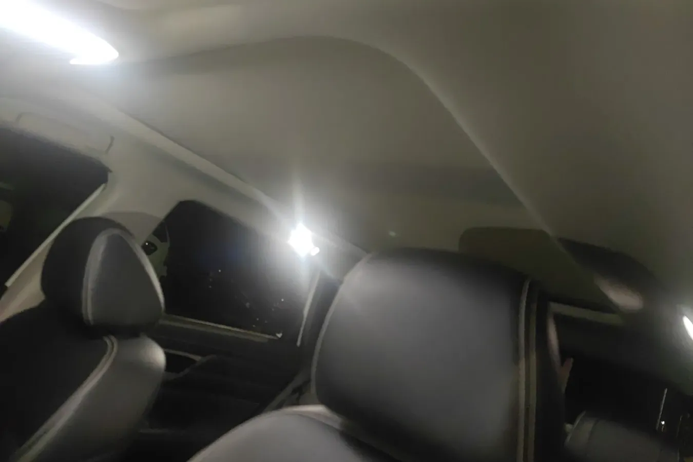 2020 Venucia Star 1.5T 190HP L4 7DCT,autocango,china used car exporter,china ev exporter,chinese used car exporter,chinese used ev exporter