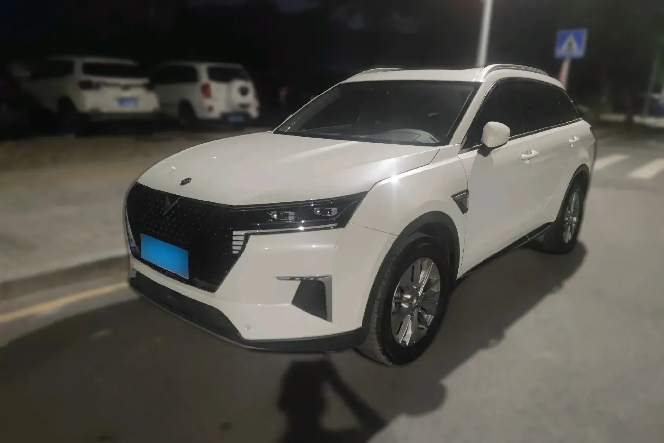 2020 Venucia Star 1.5T 190HP L4 7DCT,autocango,china used car exporter,china ev exporter,chinese used car exporter,chinese used ev exporter
