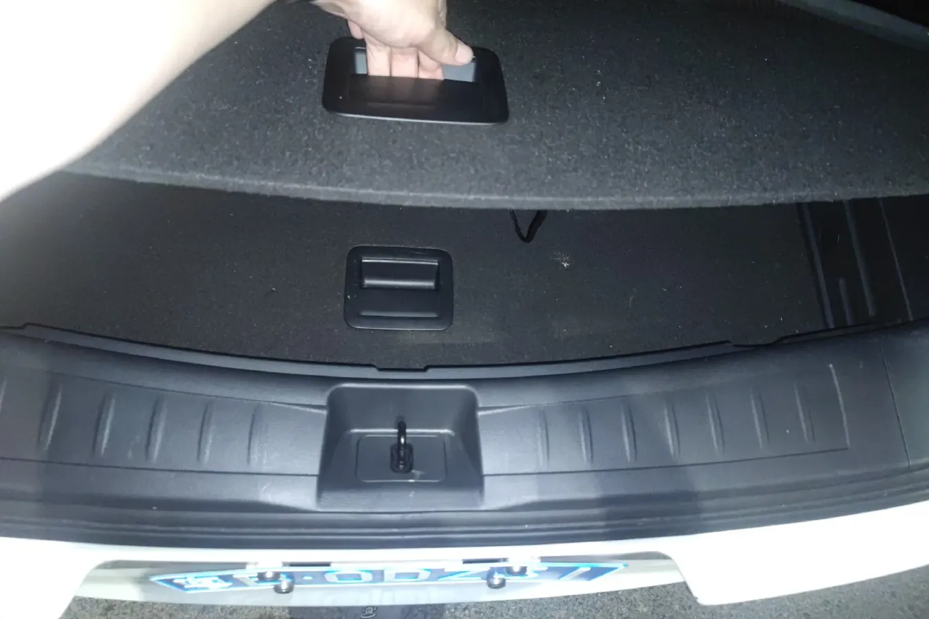 2020 Venucia Star 1.5T 190HP L4 7DCT,autocango,china used car exporter,china ev exporter,chinese used car exporter,chinese used ev exporter