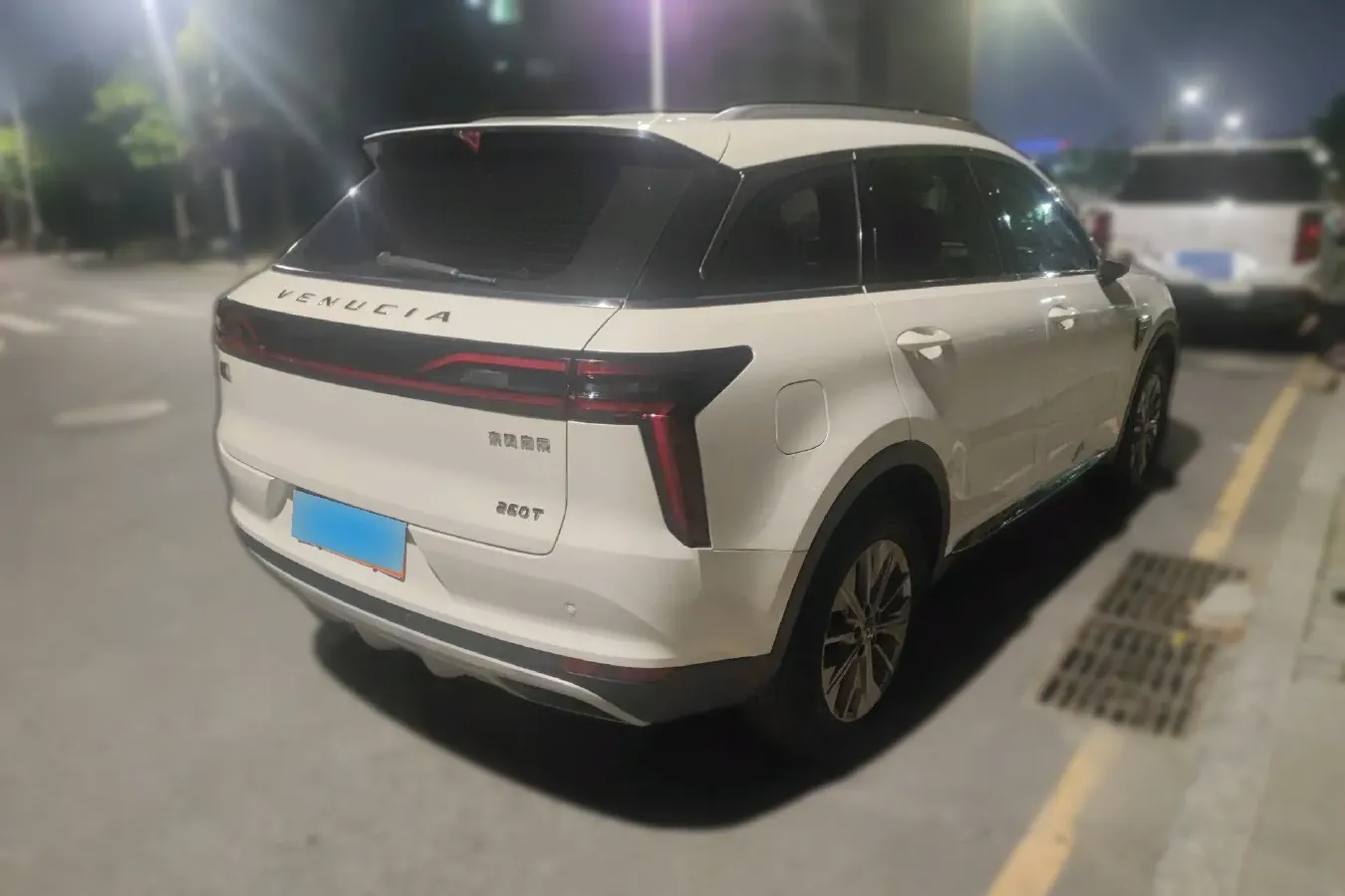 2020 Venucia Star 1.5T 190HP L4 7DCT,autocango,china used car exporter,china ev exporter,chinese used car exporter,chinese used ev exporter
