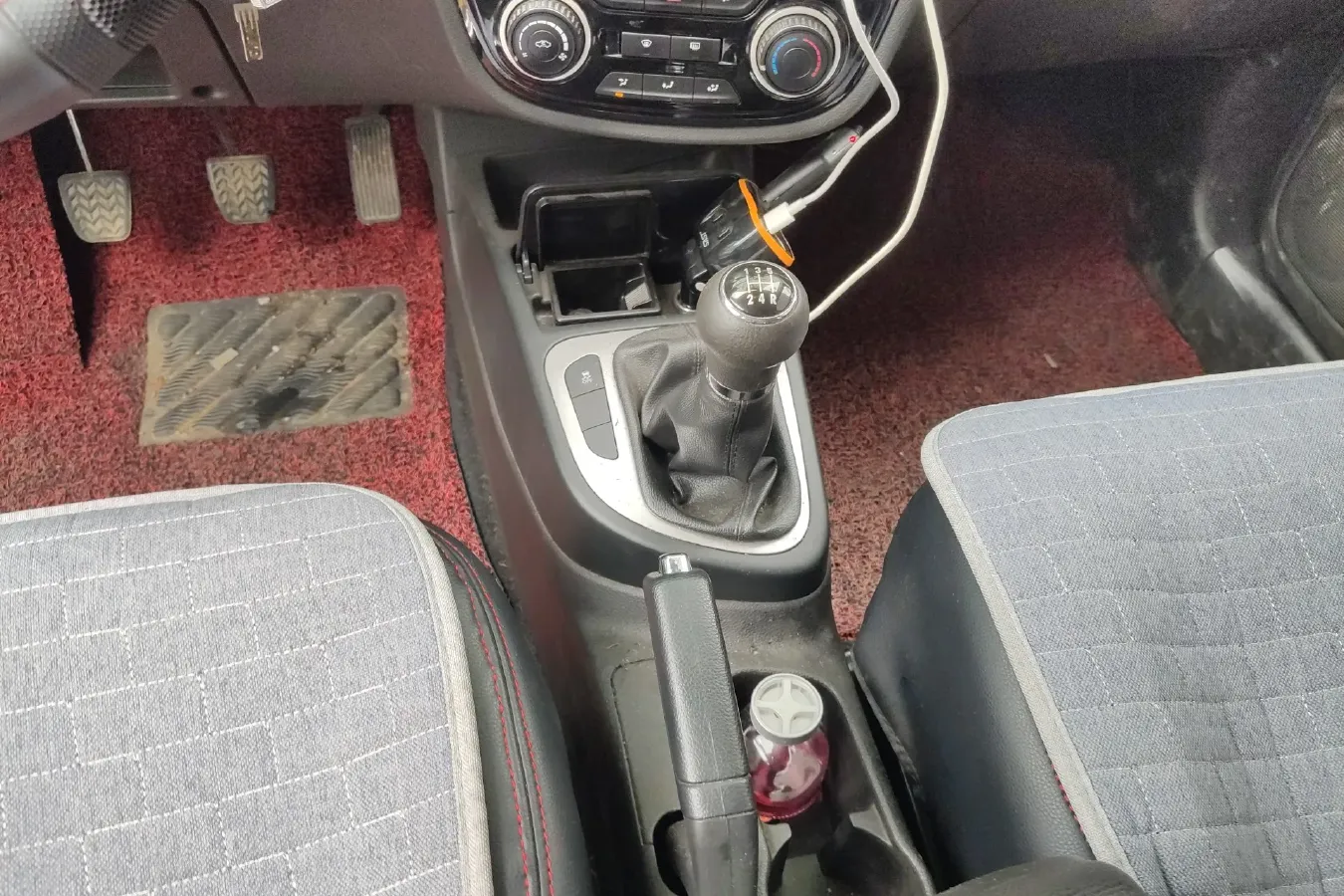 2017 FAW Jumpal D60 1.5L 113HP L4 5MT,autocango,china used car exporter,china ev exporter,chinese used car exporter,chinese used ev exporter