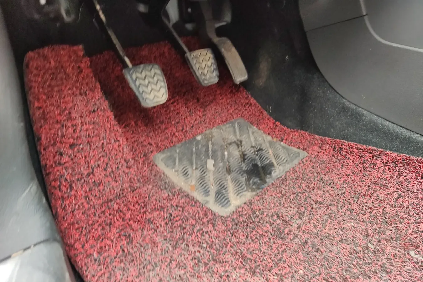 2017 FAW Jumpal D60 1.5L 113HP L4 5MT,autocango,china used car exporter,china ev exporter,chinese used car exporter,chinese used ev exporter