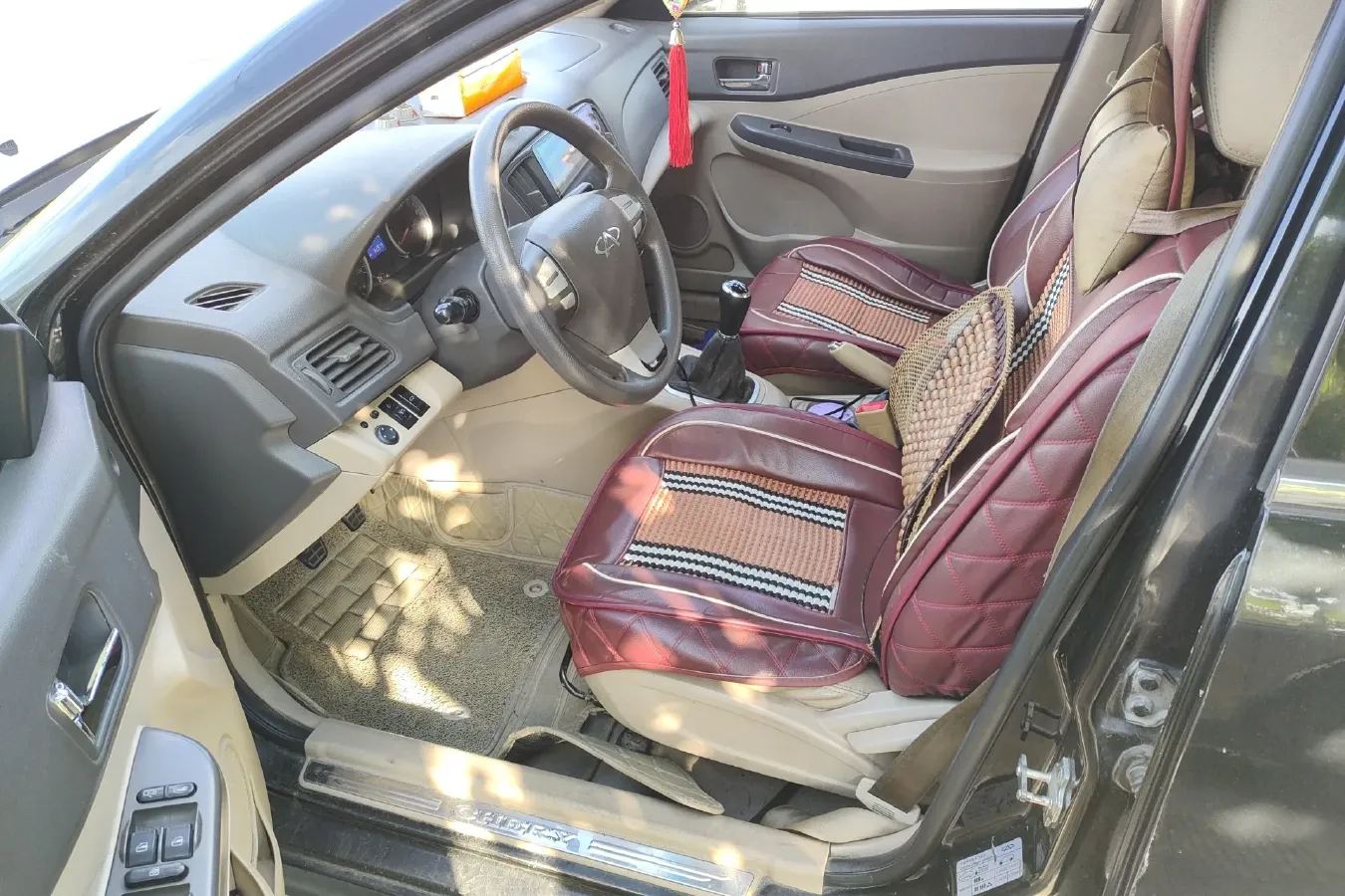 2011 Chery E5 1.5L 109HP L4 5MT,autocango,china used car exporter,china ev exporter,chinese used car exporter,chinese used ev exporter