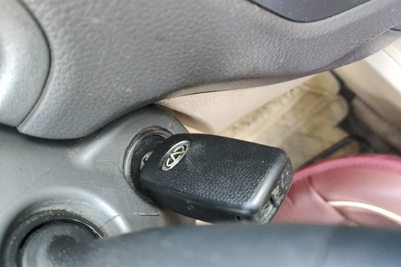 2011 Chery E5 1.5L 109HP L4 5MT,autocango,china used car exporter,china ev exporter,chinese used car exporter,chinese used ev exporter