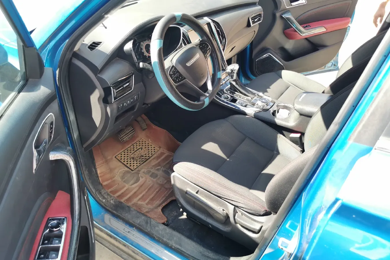 2017 Leopaard CS9 1.5L 113HP L4 CVT,autocango,china used car exporter,china ev exporter,chinese used car exporter,chinese used ev exporter