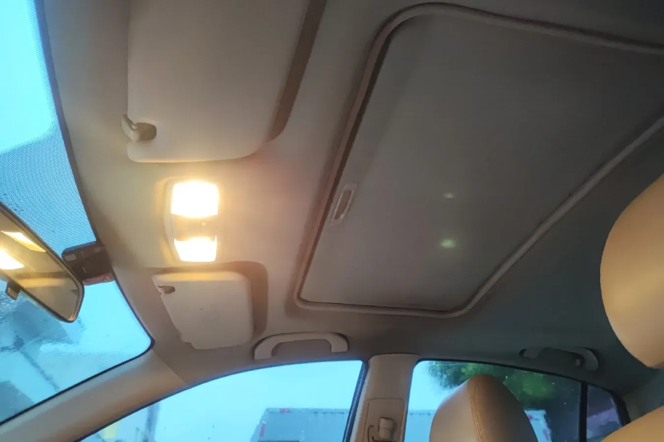 2013 Soueast V5 1.5L 120HP L4 CVT,autocango,china used car exporter,china ev exporter,chinese used car exporter,chinese used ev exporter