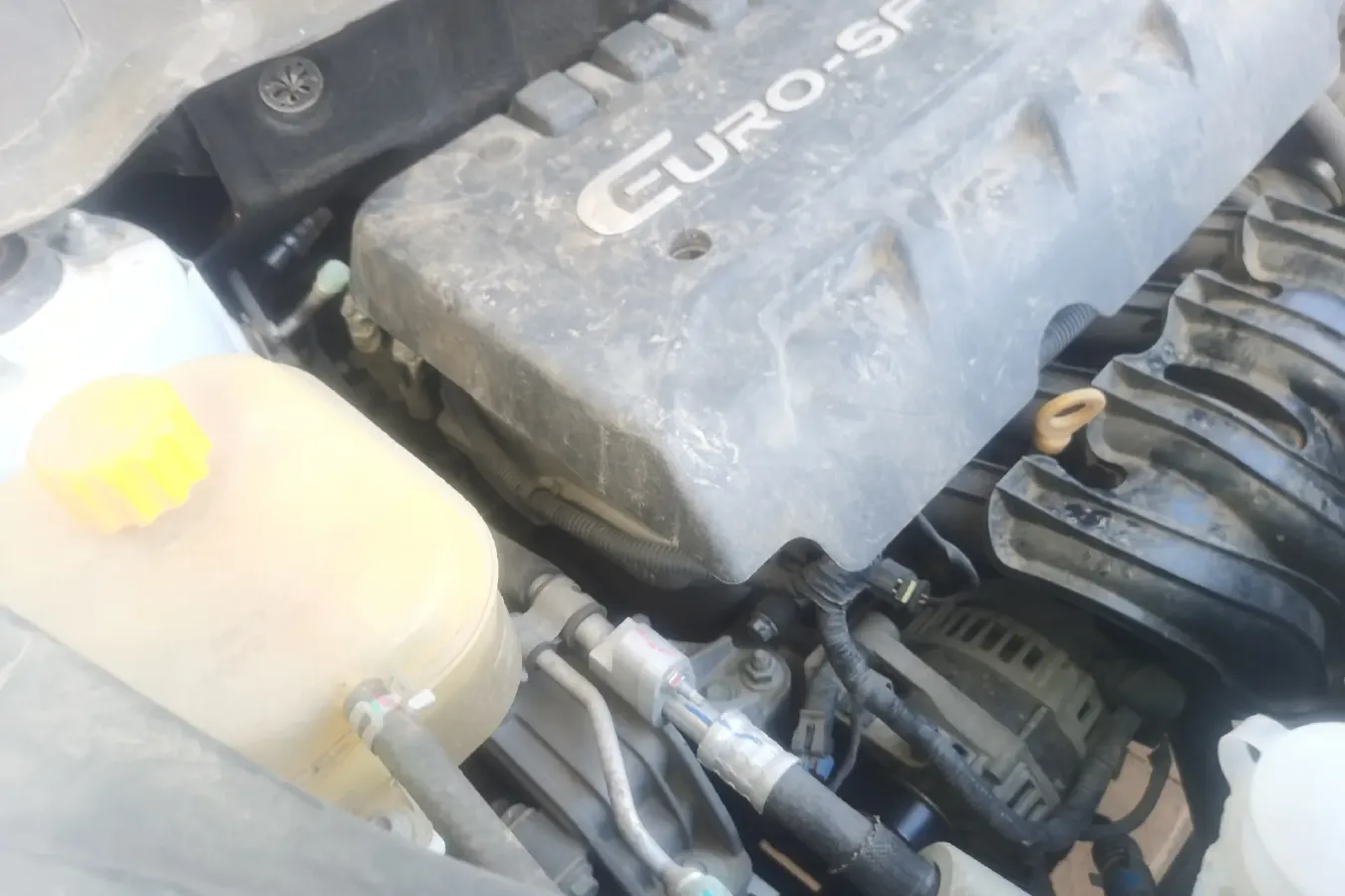 2017 DongFeng Fengon Fengon 580 1.8L 139HP L4 5MT,autocango,china used car exporter,china ev exporter,chinese used car exporter,chinese used ev exporter