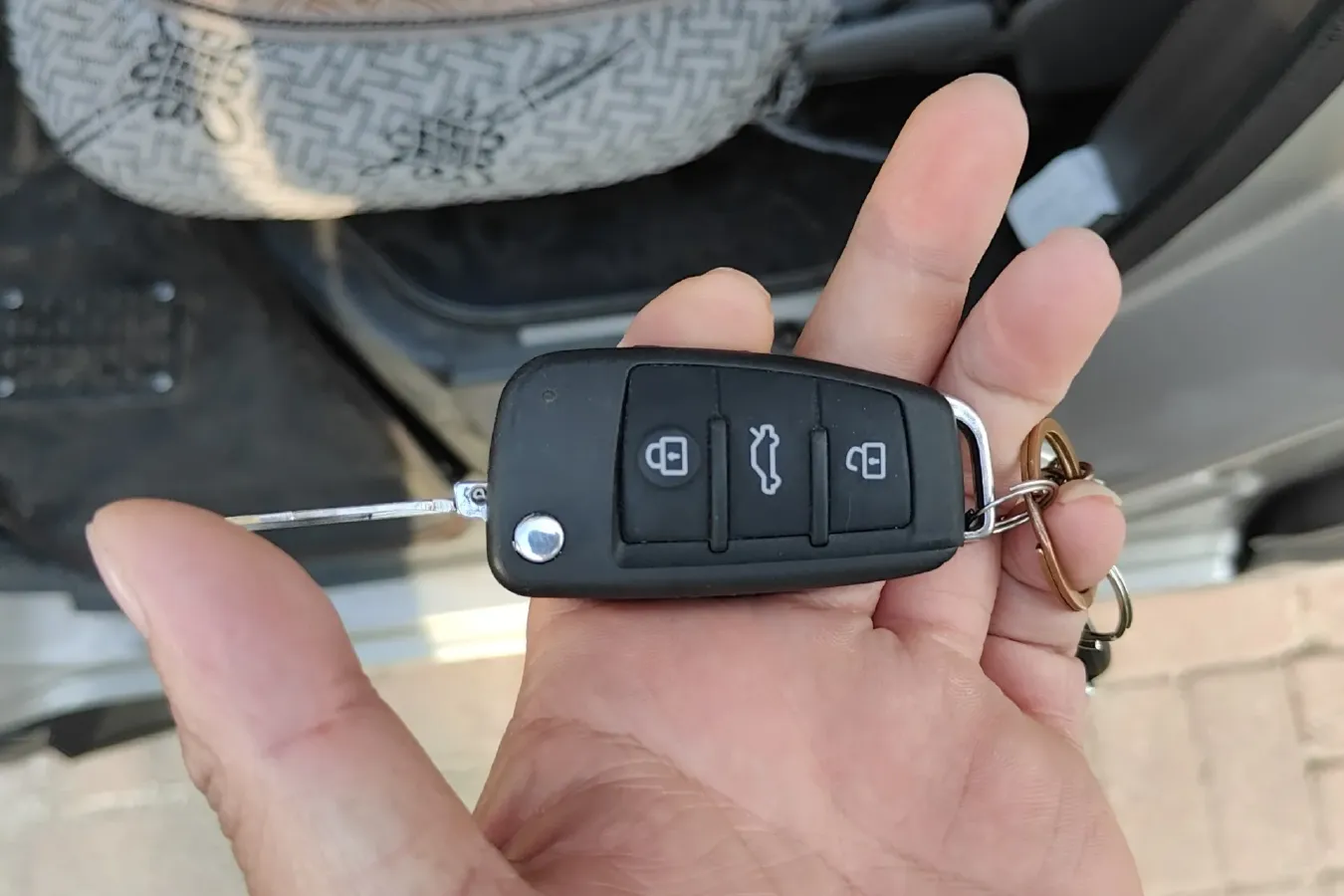 2021 ChangAn KuaYue ChangAn V3 1.2L 92HP L4 5MT,autocango,china used car exporter,china ev exporter,chinese used car exporter,chinese used ev exporter