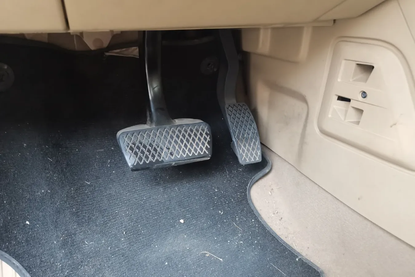 2010 Roewe 550 1.8L 133HP L4 5AT,autocango,china used car exporter,china ev exporter,chinese used car exporter,chinese used ev exporter