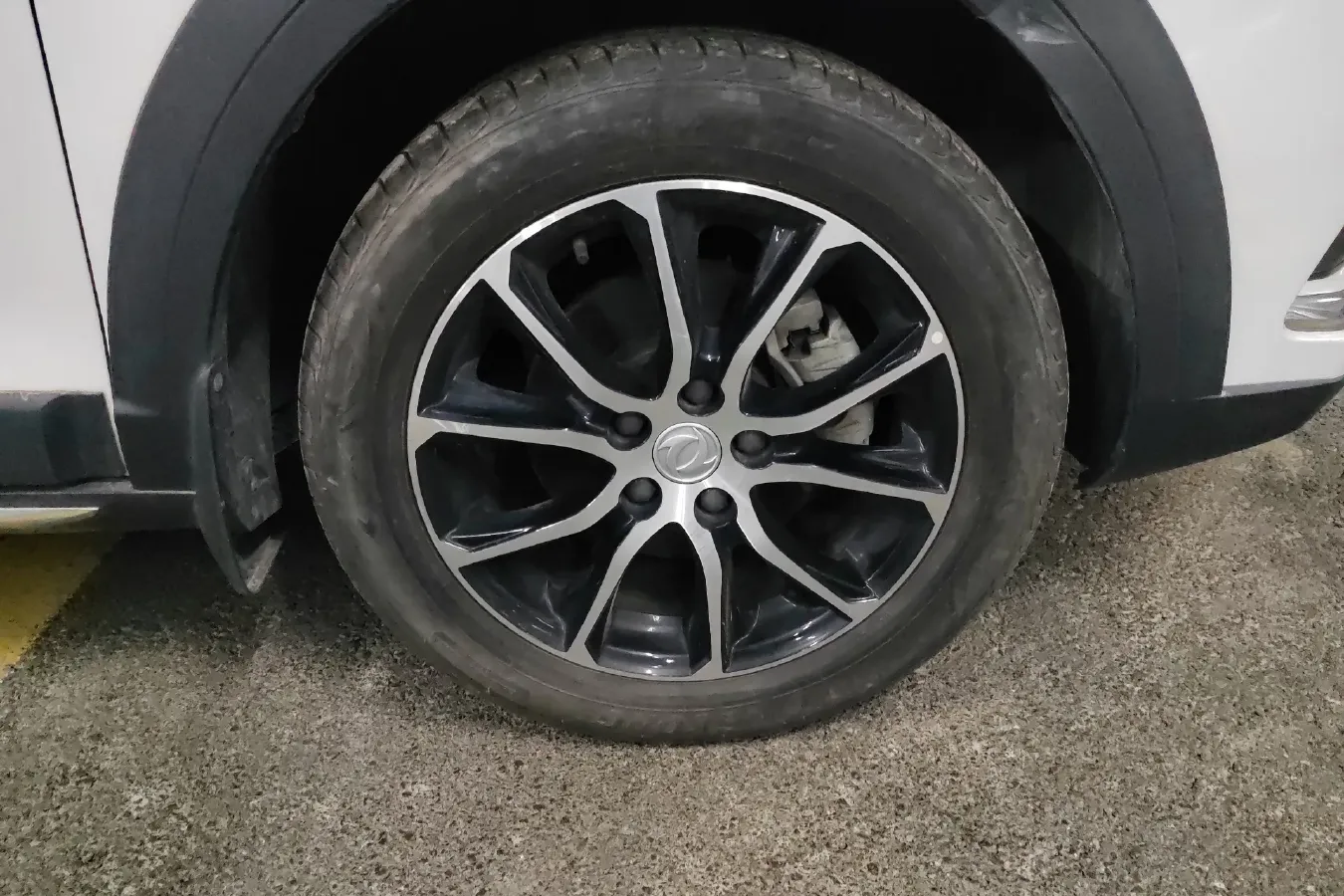 2020 DongFeng Forthing SX6 1.6L 122HP L4 5MT,autocango,china used car exporter,china ev exporter,chinese used car exporter,chinese used ev exporter