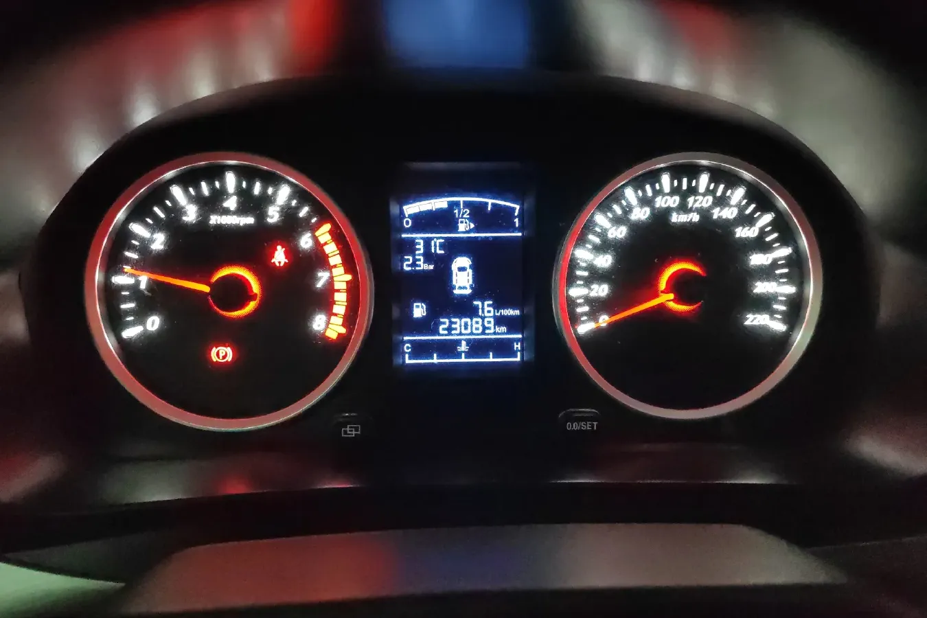 2020 DongFeng Forthing SX6 1.6L 122HP L4 5MT,autocango,china used car exporter,china ev exporter,chinese used car exporter,chinese used ev exporter