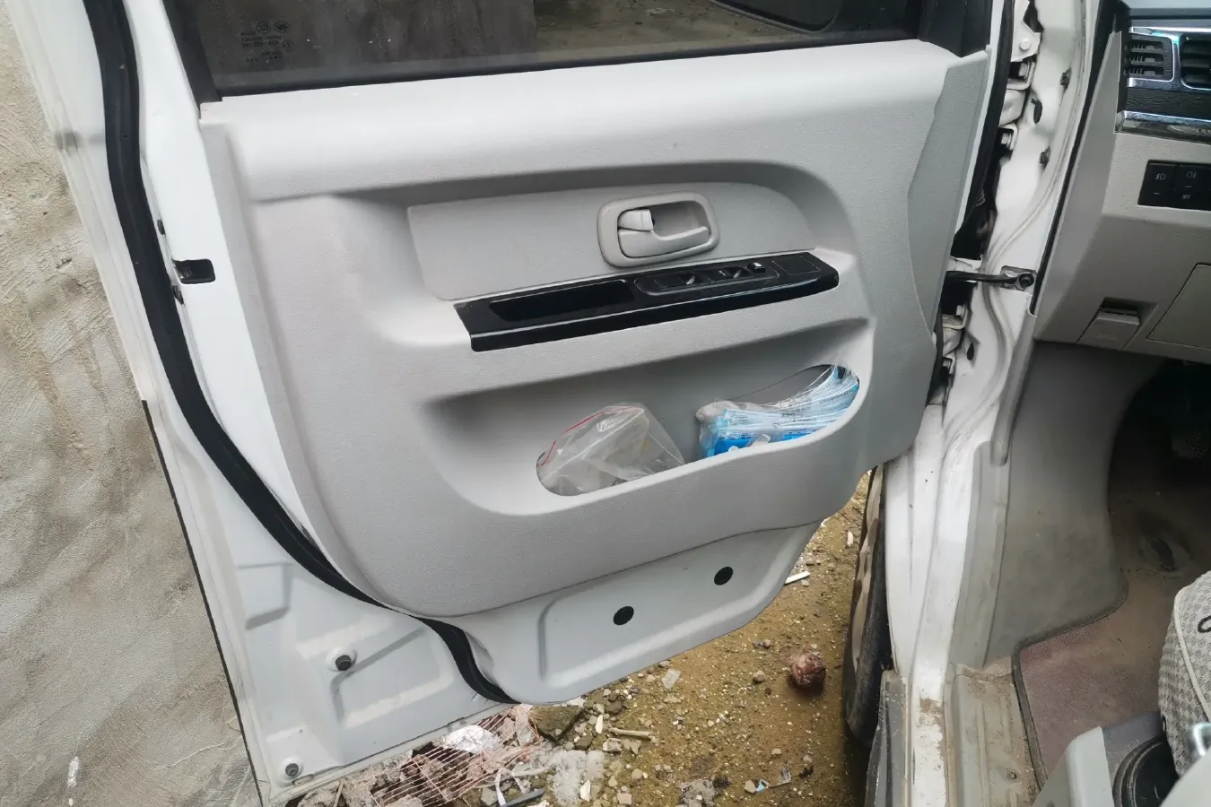 2021 JinBei New Sea Lion X30L 1.5L 102HP L4 5MT,autocango,china used car exporter,china ev exporter,chinese used car exporter,chinese used ev exporter