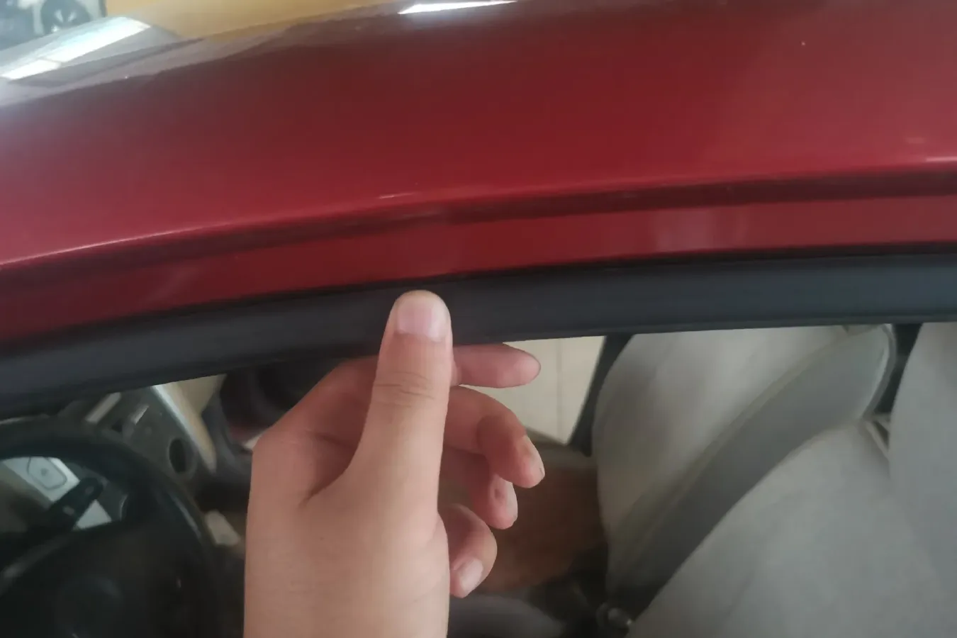 2012 Venucia R50 1.6L 117HP L4 4AT,autocango,china used car exporter,china ev exporter,chinese used car exporter,chinese used ev exporter