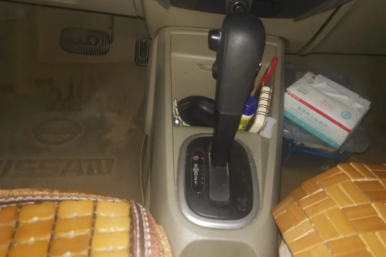 2012 Venucia R50 1.6L 117HP L4 4AT,autocango,china used car exporter,china ev exporter,chinese used car exporter,chinese used ev exporter