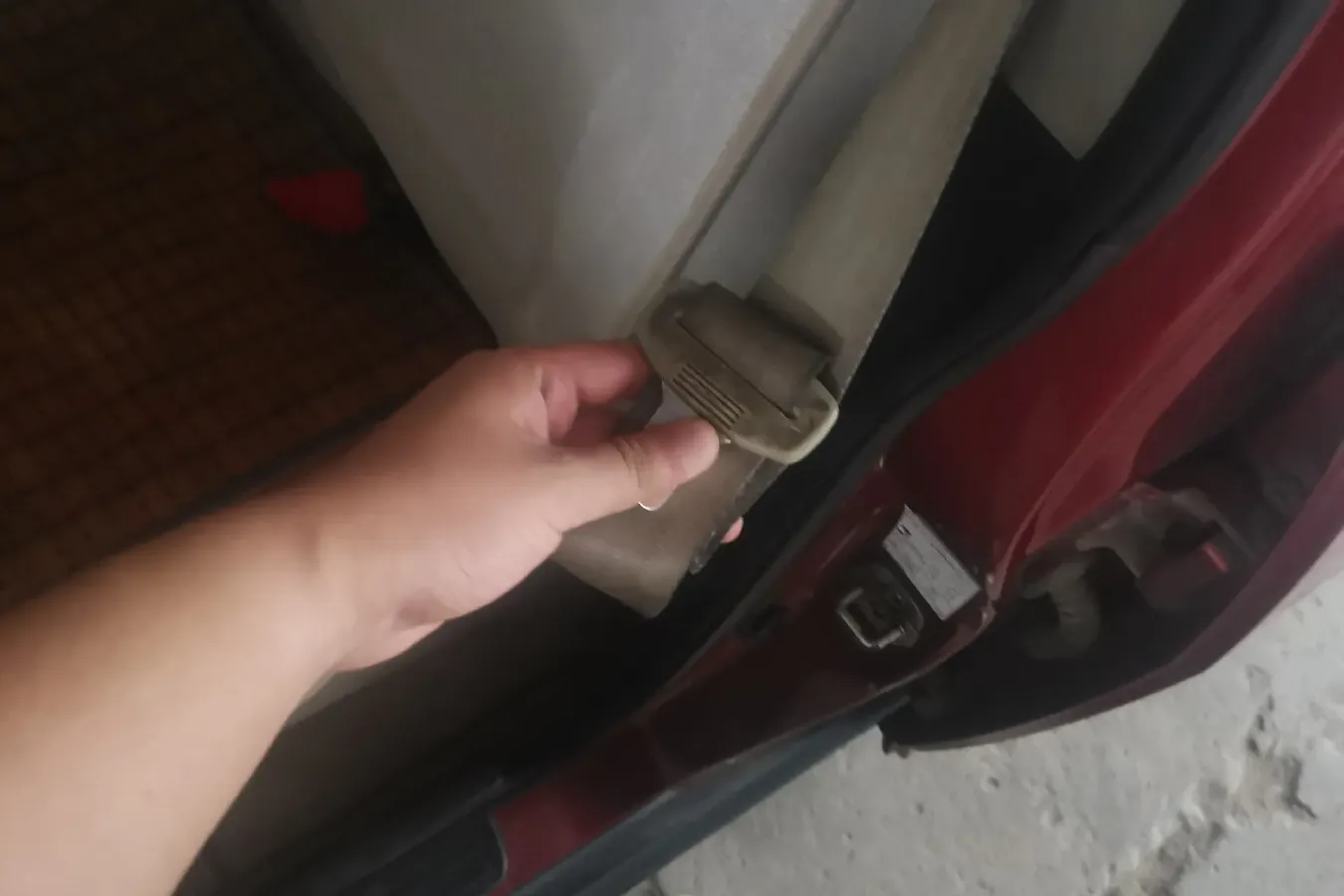 2012 Venucia R50 1.6L 117HP L4 4AT,autocango,china used car exporter,china ev exporter,chinese used car exporter,chinese used ev exporter