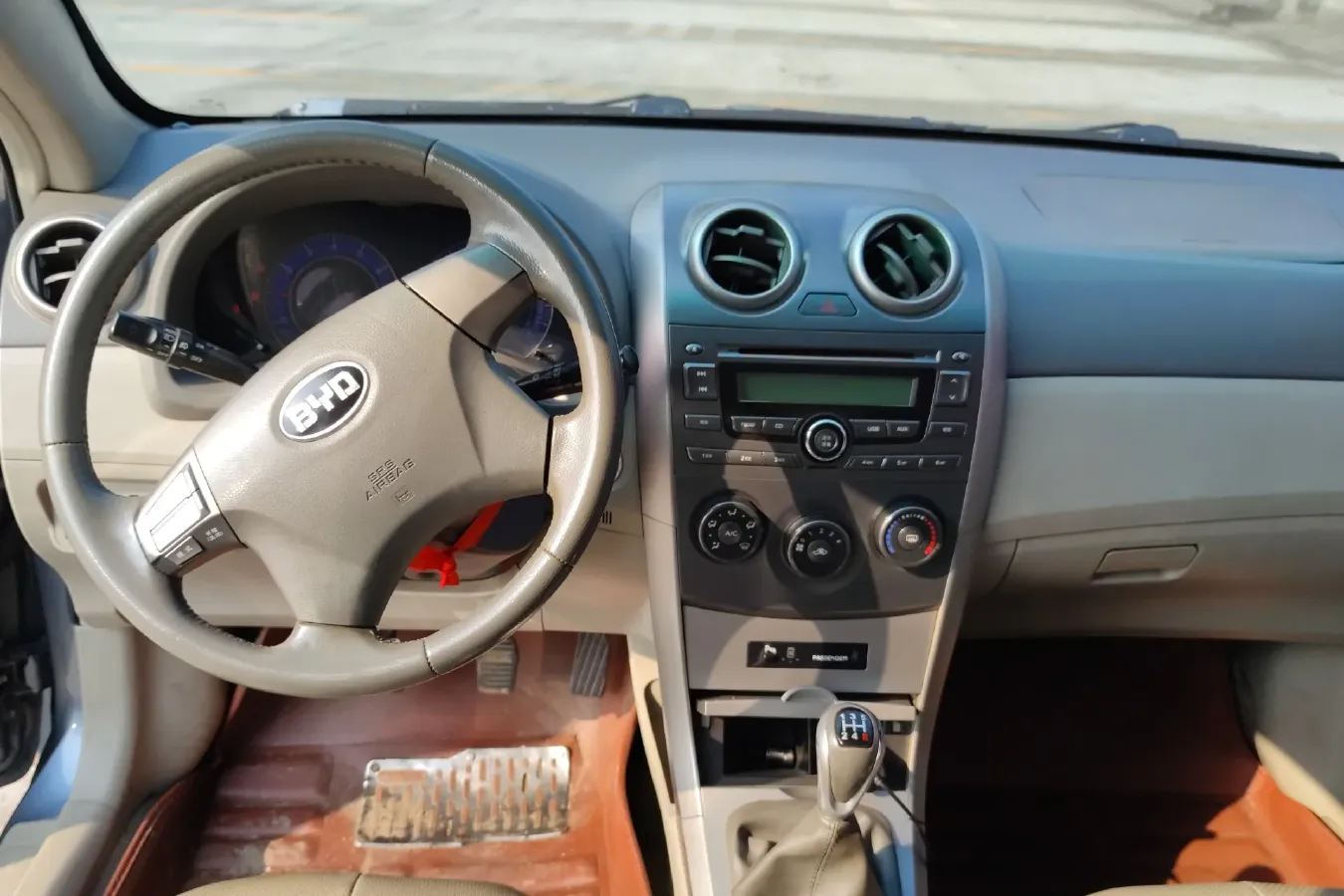 2011 BYD G3 1.5L 107HP L4 5MT,autocango,china used car exporter,china ev exporter,chinese used car exporter,chinese used ev exporter