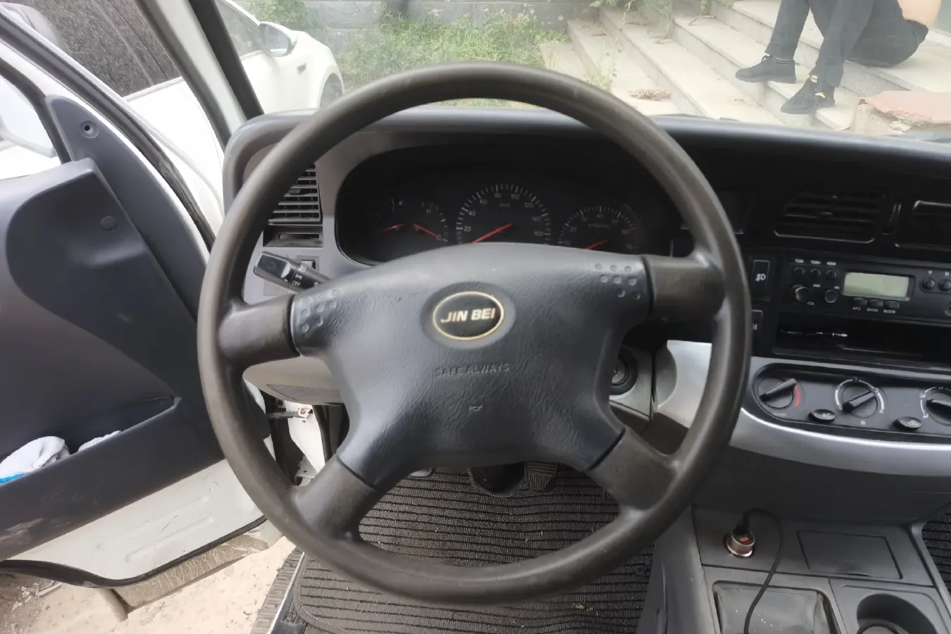 2014 JinBei Sea Lion 2.0L 100HP L4 5MT,autocango,china used car exporter,china ev exporter,chinese used car exporter,chinese used ev exporter