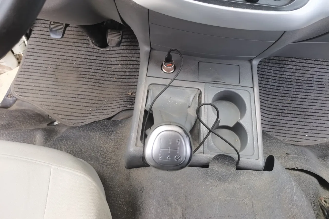 2014 JinBei Sea Lion 2.0L 100HP L4 5MT,autocango,china used car exporter,china ev exporter,chinese used car exporter,chinese used ev exporter