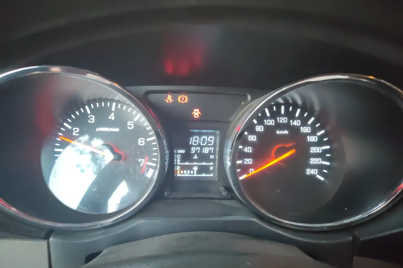 2015 FAW Senia S80 1.5L 109HP L4 5MT,autocango,china used car exporter,china ev exporter,chinese used car exporter,chinese used ev exporter