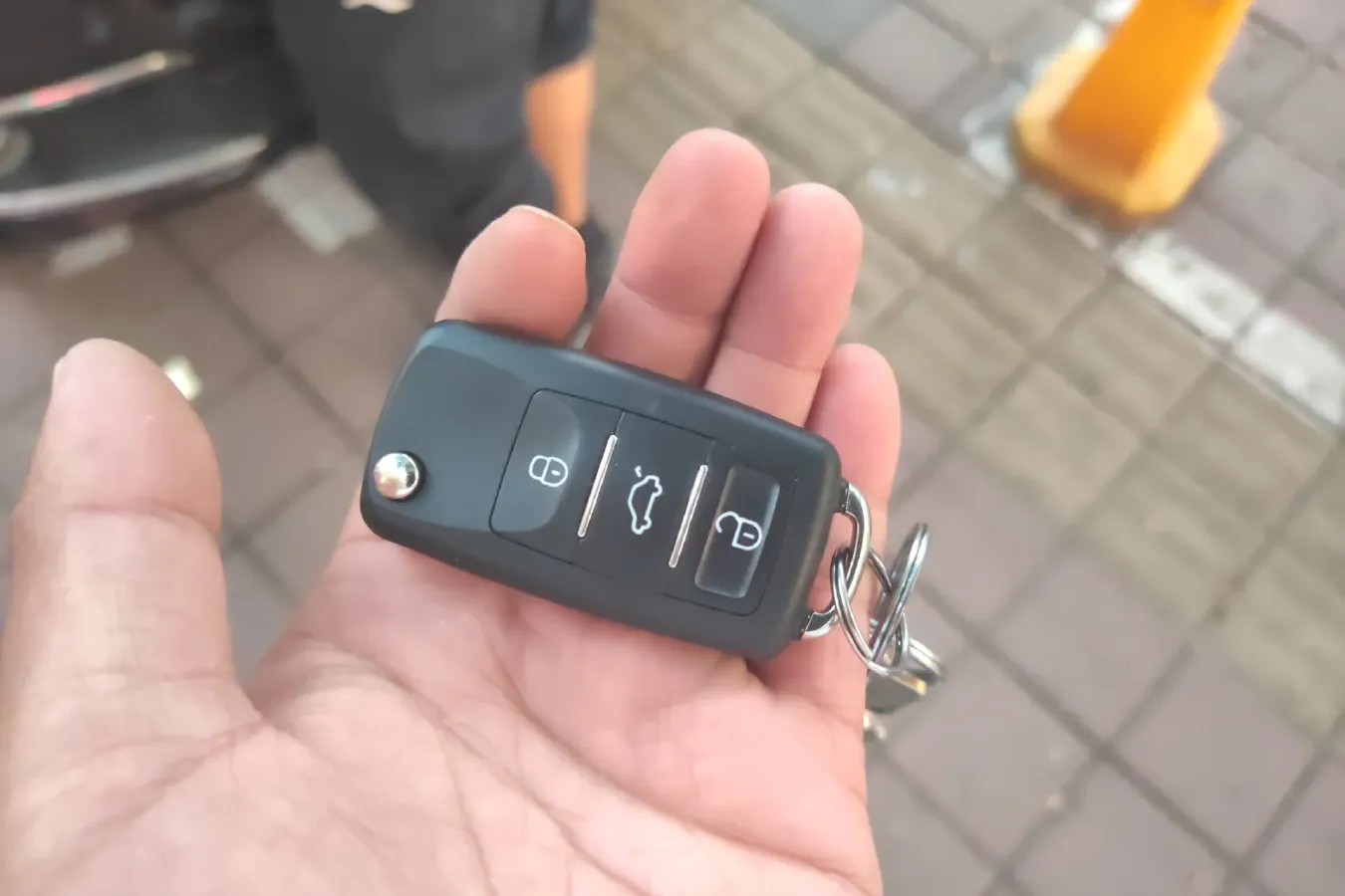 2015 FAW Senia S80 1.5L 109HP L4 5MT,autocango,china used car exporter,china ev exporter,chinese used car exporter,chinese used ev exporter