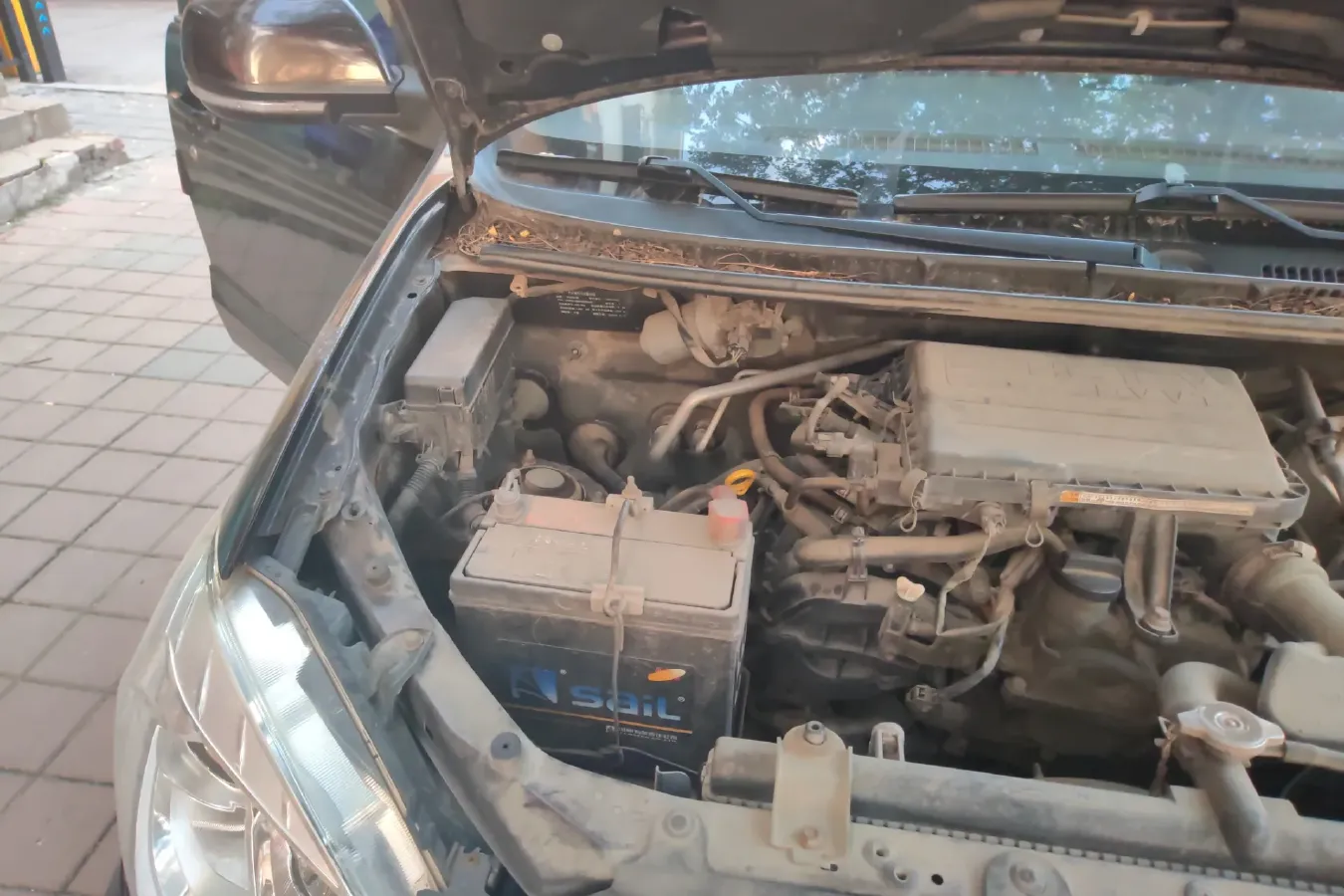 2015 FAW Senia S80 1.5L 109HP L4 5MT,autocango,china used car exporter,china ev exporter,chinese used car exporter,chinese used ev exporter