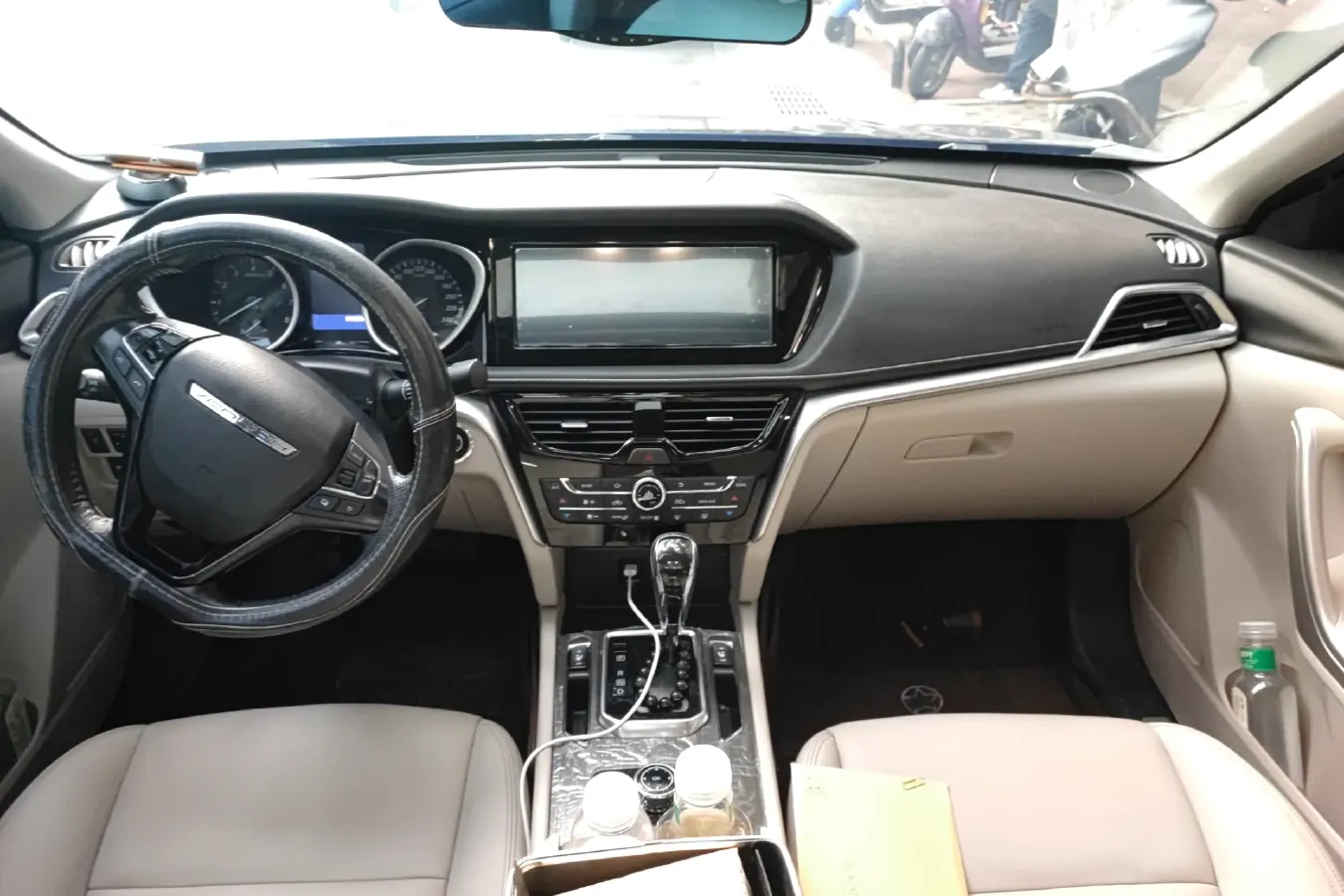 2017 Venucia T90 2.0L 144HP L4 CVT,autocango,china used car exporter,china ev exporter,chinese used car exporter,chinese used ev exporter