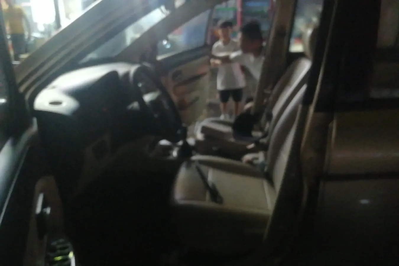 2014 DongFeng Fengon Fengon 330 1.5L 116HP L4 5MT,autocango,china used car exporter,china ev exporter,chinese used car exporter,chinese used ev exporter