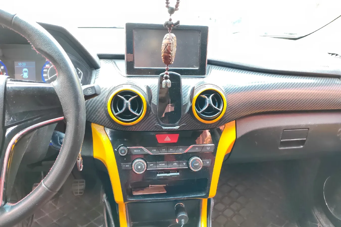 2015 BeiJing Auto Senova X25 1.5L 116HP L4 5MT,autocango,china used car exporter,china ev exporter,chinese used car exporter,chinese used ev exporter