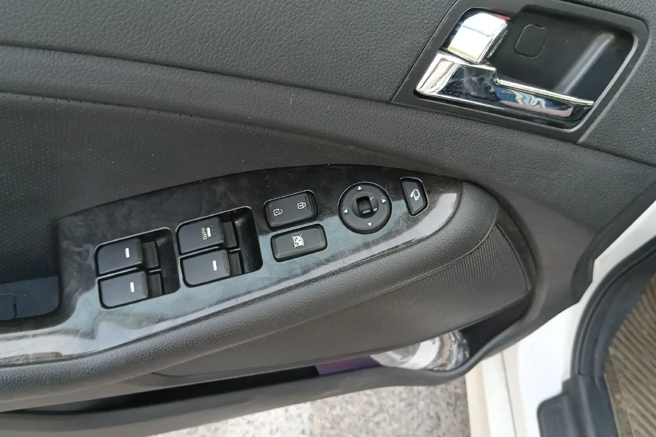 2012 Kia K5 2.0L 162HP L4 6AT,autocango,china used car exporter,china ev exporter,chinese used car exporter,chinese used ev exporter