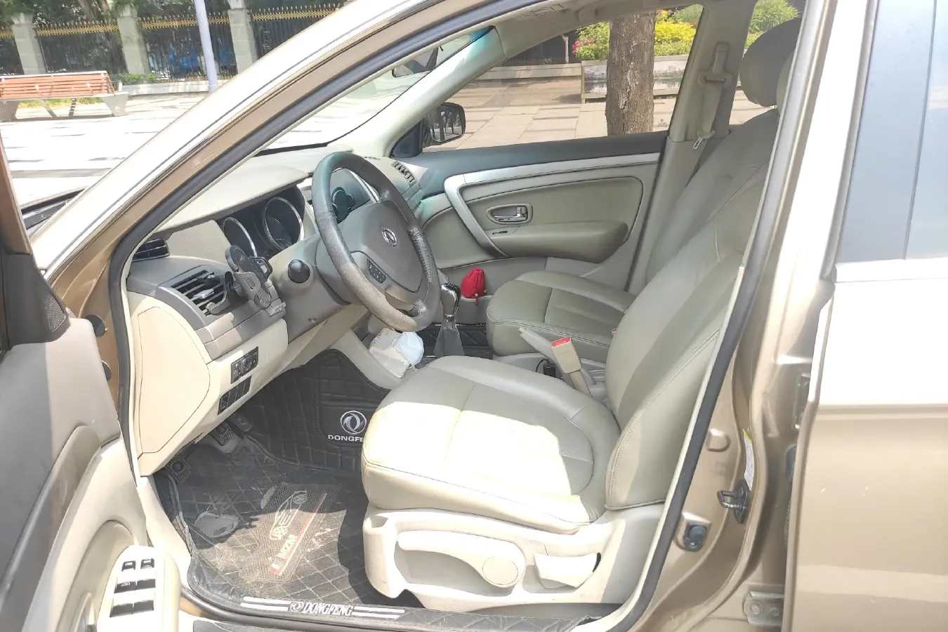 2012 DongFeng Aeolus A60 1.6L 117HP L4 5MT,autocango,china used car exporter,china ev exporter,chinese used car exporter,chinese used ev exporter