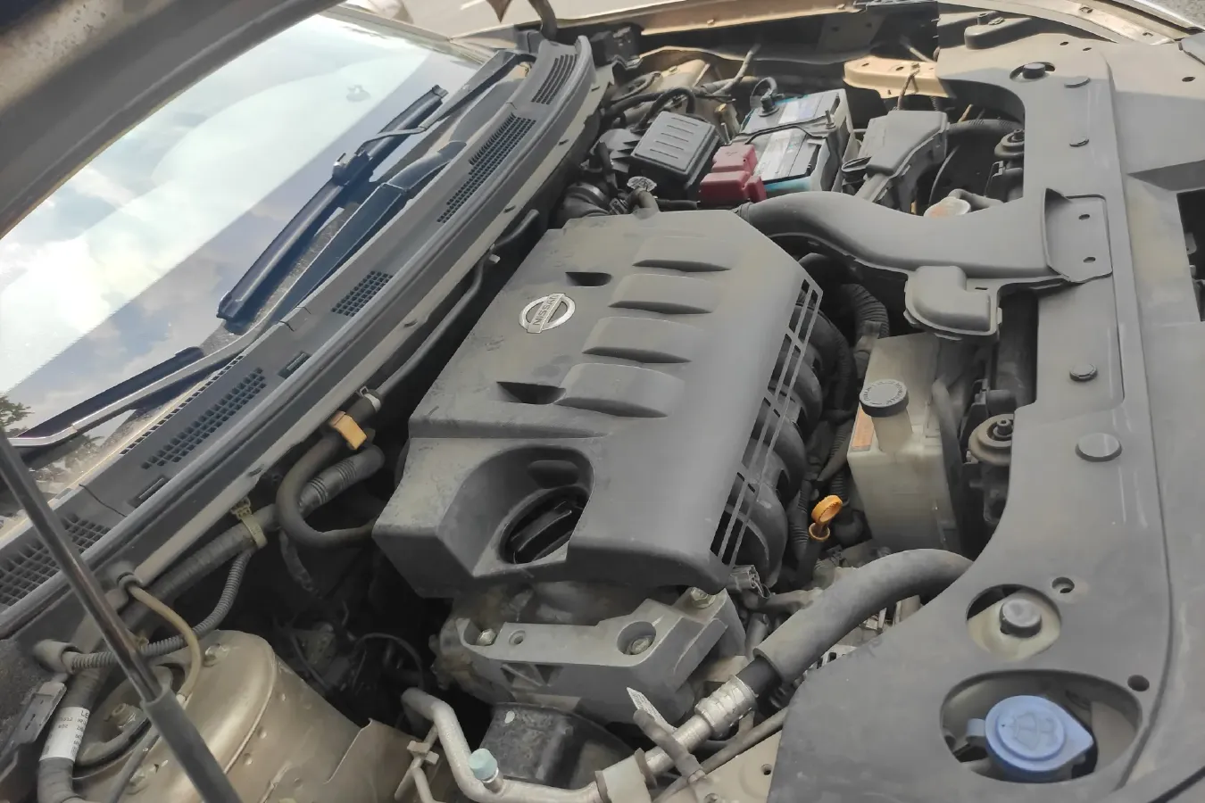 2012 DongFeng Aeolus A60 1.6L 117HP L4 5MT,autocango,china used car exporter,china ev exporter,chinese used car exporter,chinese used ev exporter