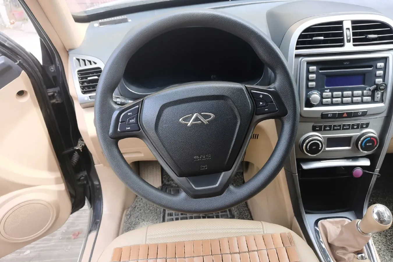 2012 Chery Tiggo 1.6L 126HP L4 5MT,autocango,china used car exporter,china ev exporter,chinese used car exporter,chinese used ev exporter