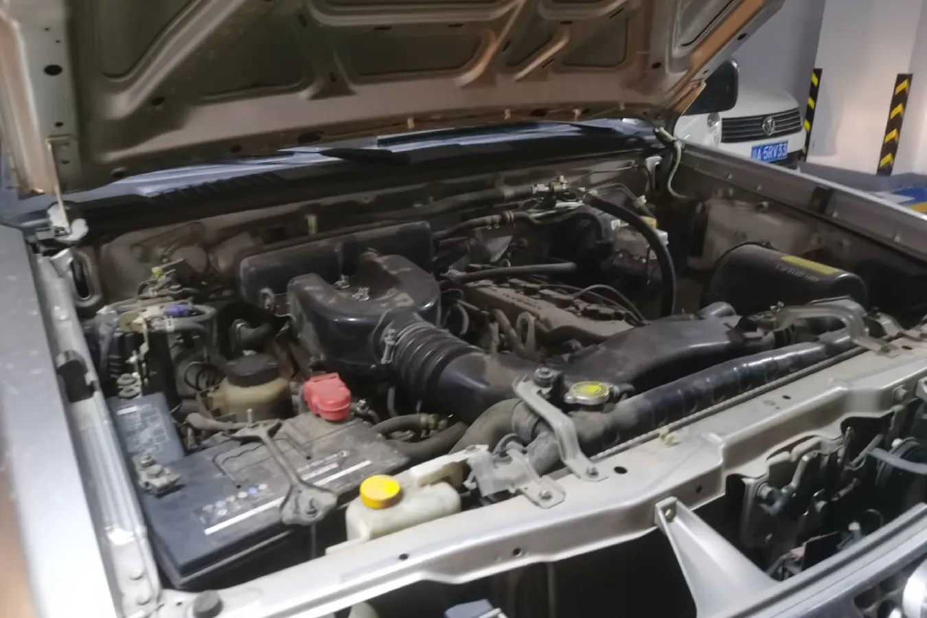 2013 Nissan D22 2.4L 150HP L4 5MT,autocango,china used car exporter,china ev exporter,chinese used car exporter,chinese used ev exporter