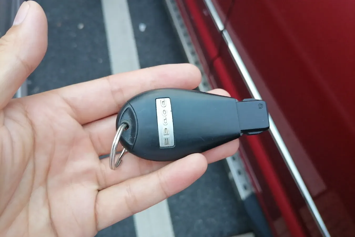 2011 Dodge JCUV 2.7L 185HP V6 6AT,autocango,china used car exporter,china ev exporter,chinese used car exporter,chinese used ev exporter