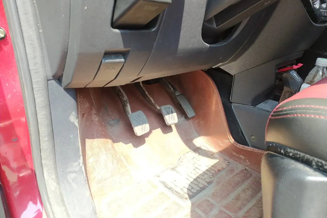 2015 ChangAn Oshan Eulove 1.4L 101HP L4 5MT,autocango,china used car exporter,china ev exporter,chinese used car exporter,chinese used ev exporter