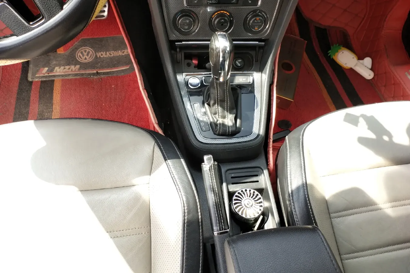 2014 Volkswagen Cross Lavida 1.4T 131HP L4 7DCT,autocango,china used car exporter,china ev exporter,chinese used car exporter,chinese used ev exporter