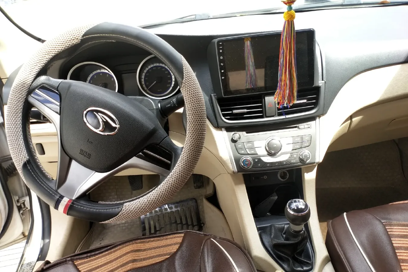 2014 Soueast V5 1.5L 120HP L4 5MT,autocango,china used car exporter,china ev exporter,chinese used car exporter,chinese used ev exporter