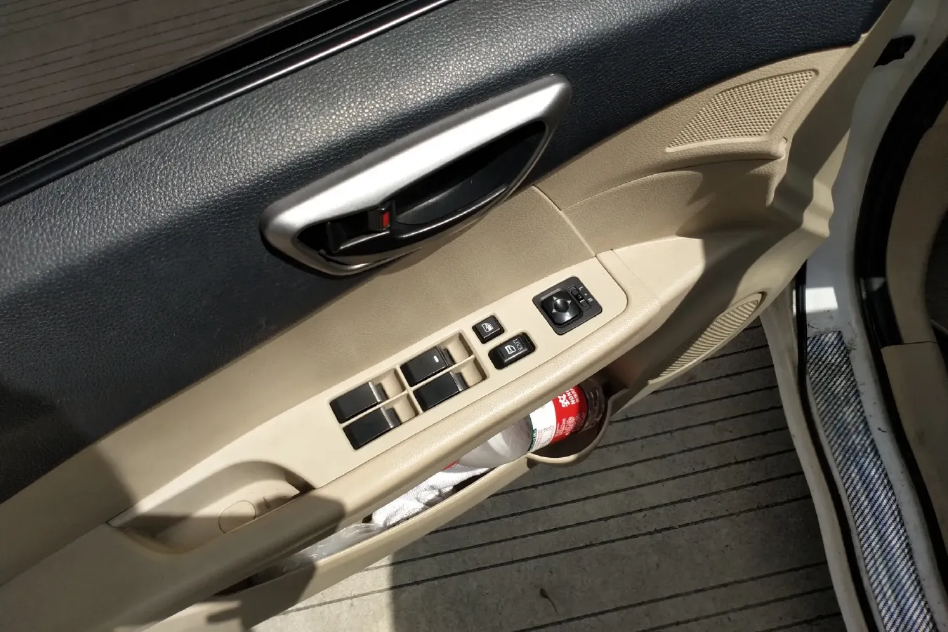 2014 Soueast V5 1.5L 120HP L4 5MT,autocango,china used car exporter,china ev exporter,chinese used car exporter,chinese used ev exporter