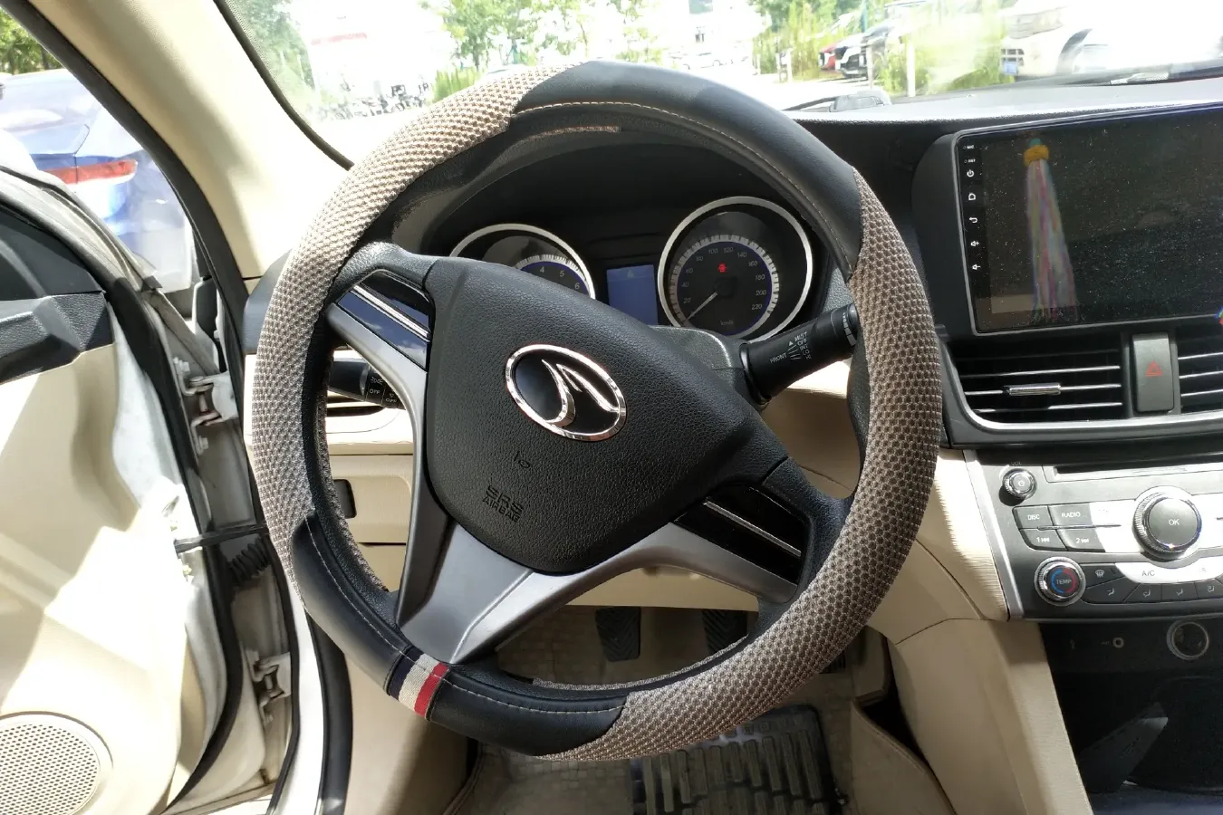 2014 Soueast V5 1.5L 120HP L4 5MT,autocango,china used car exporter,china ev exporter,chinese used car exporter,chinese used ev exporter